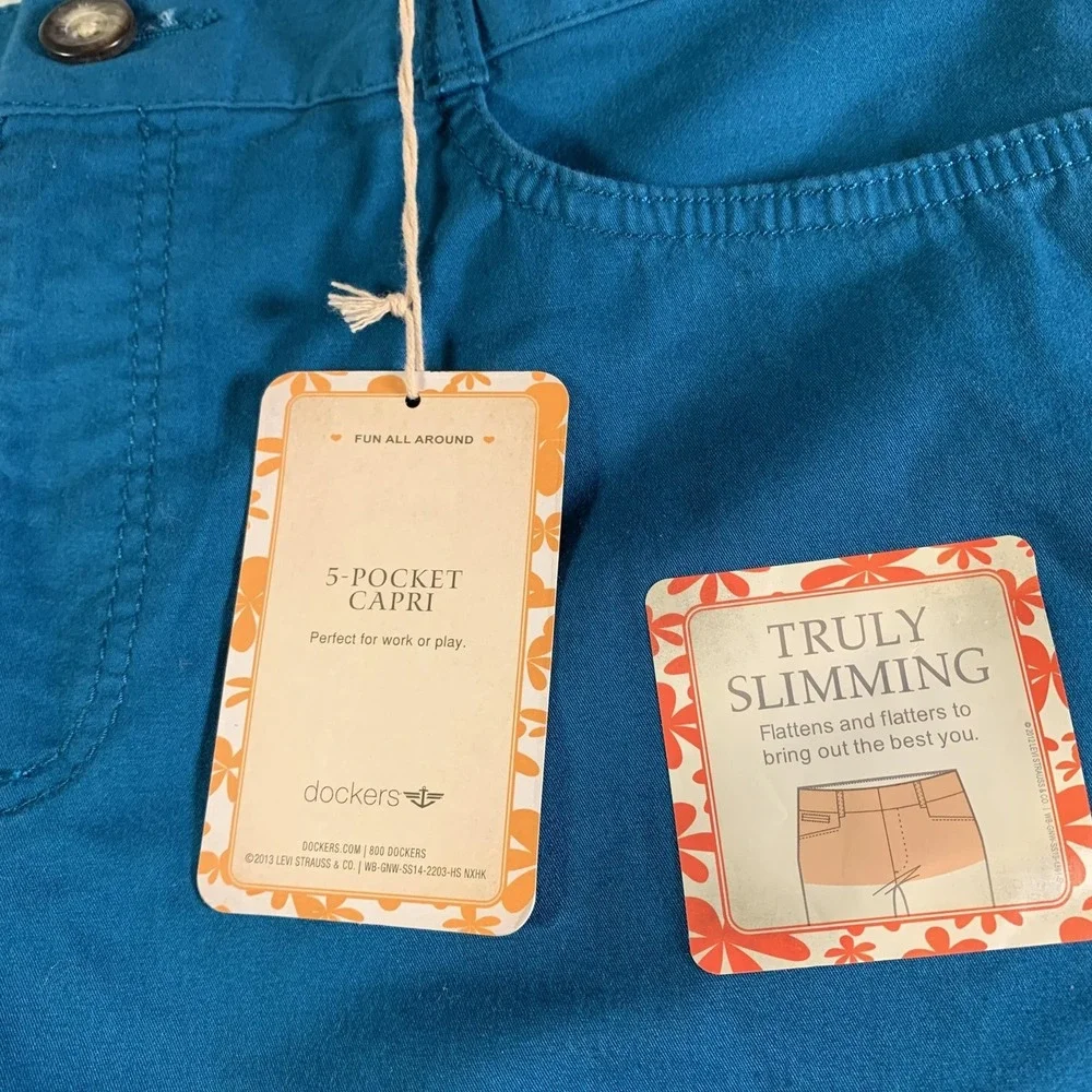 Dockers Pants Womens 12 Blue 5-Pocket Truly Slimming Capri Stretch Twill NEW‎ - Picture 3 of 13